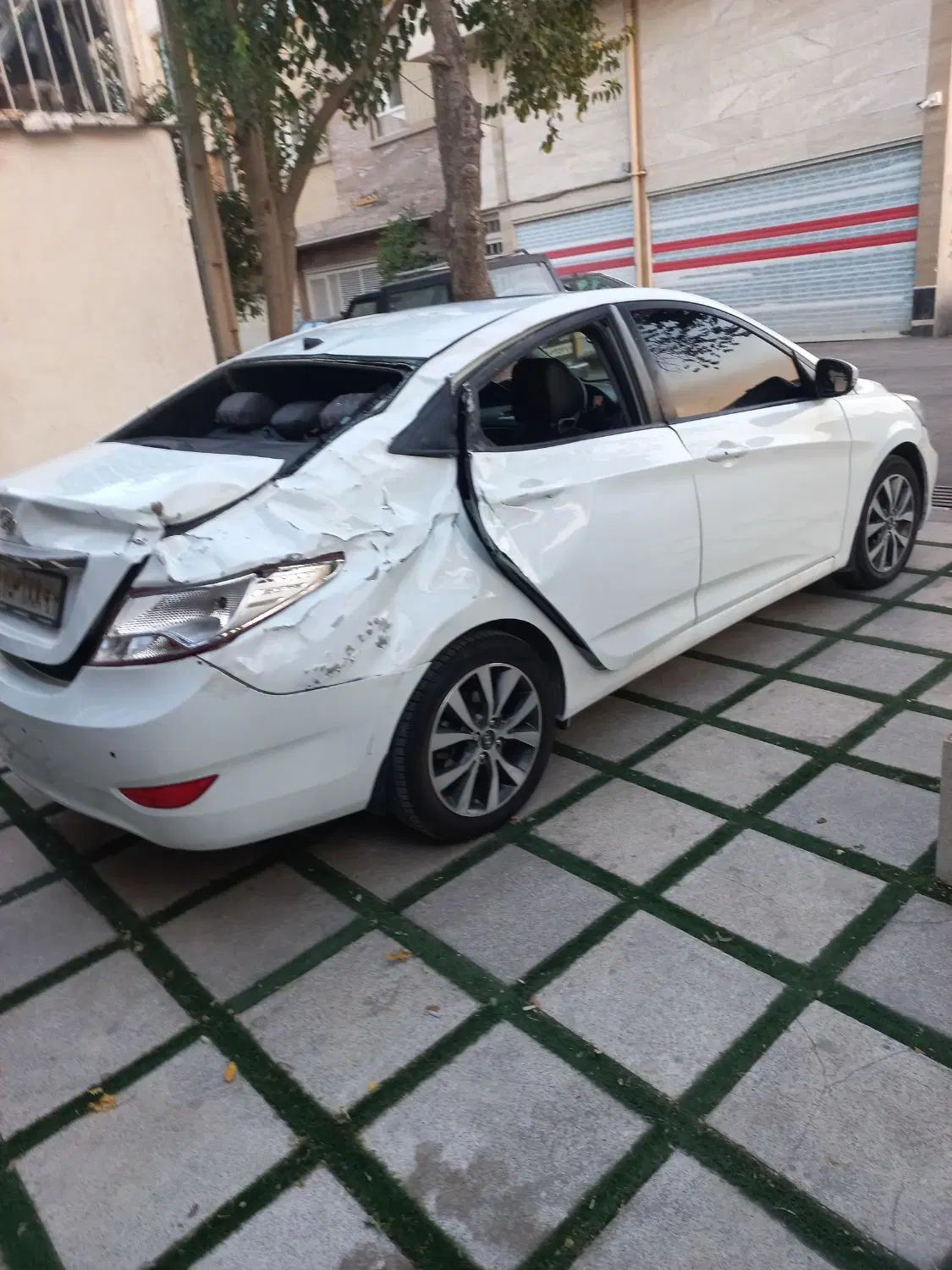 هیوندای اکسنت 1.6 لیتر بلو - 2015