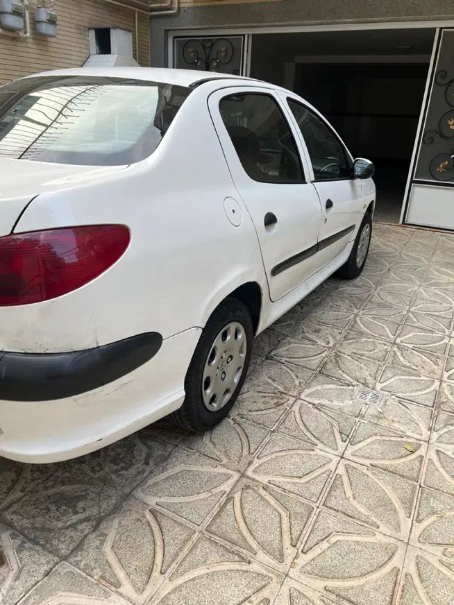 پژو ۲۰۶ صندوق دار v8 - 1391