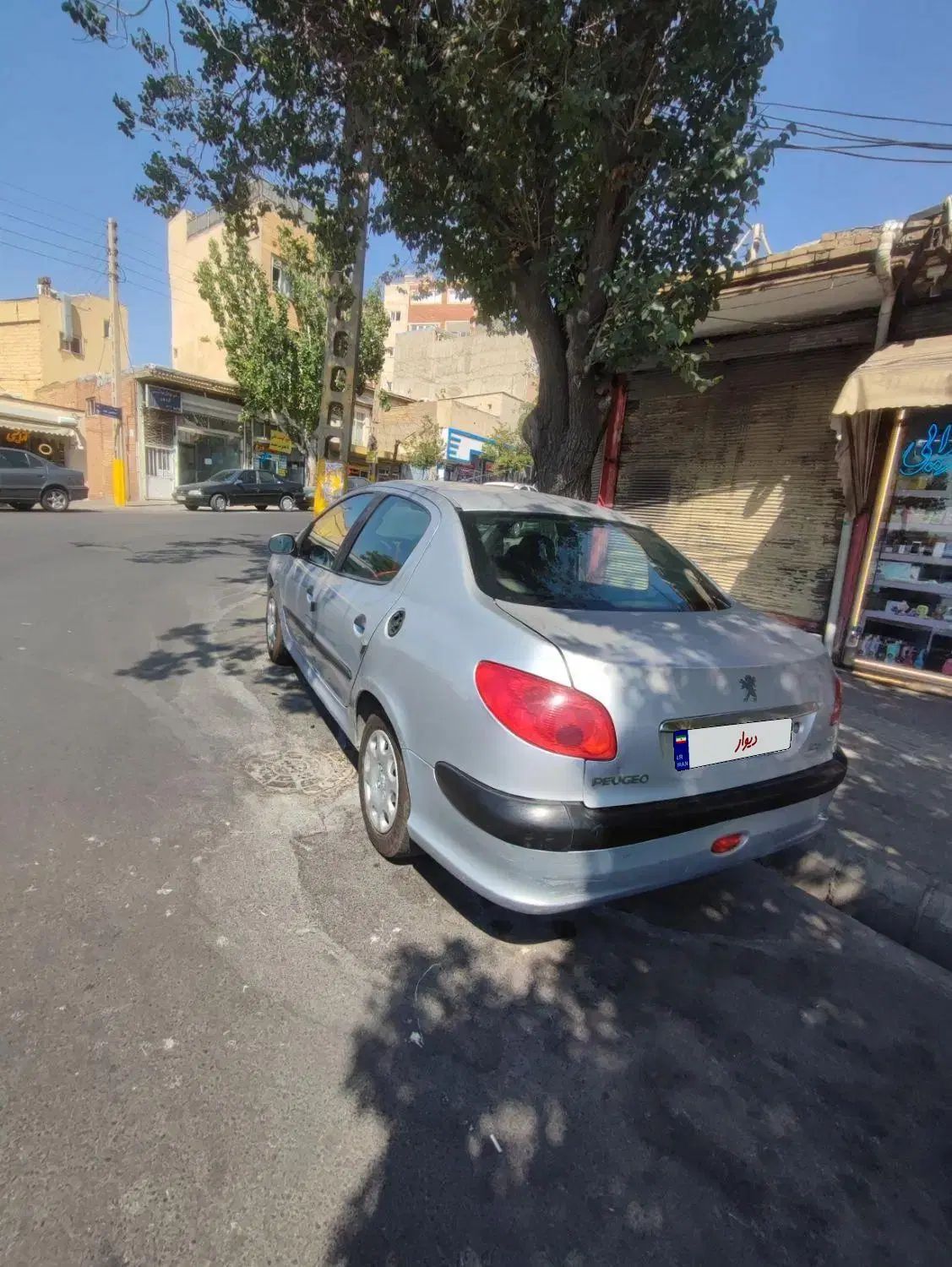 پژو ۲۰۶ صندوق دار v2 - 1387
