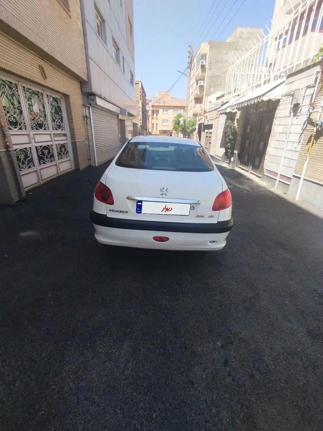پژو ۲۰۶ صندوق دار v8 - 1394