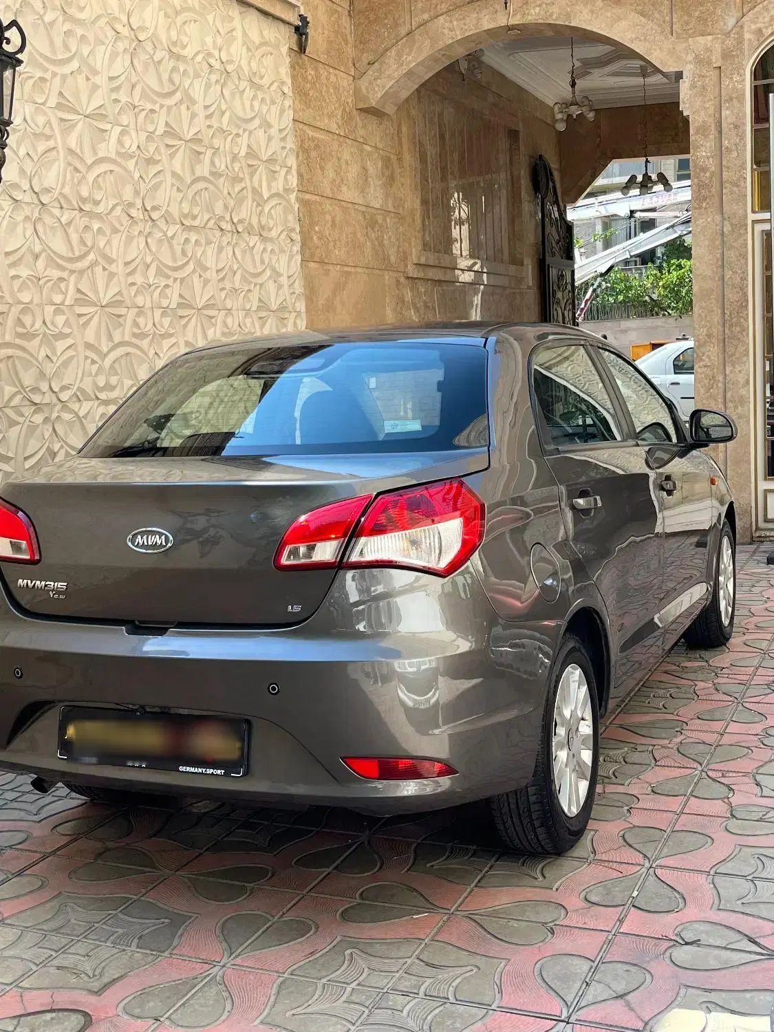 ام وی ام 315 صندوقدار اسپرت دنده‌ای - 1394
