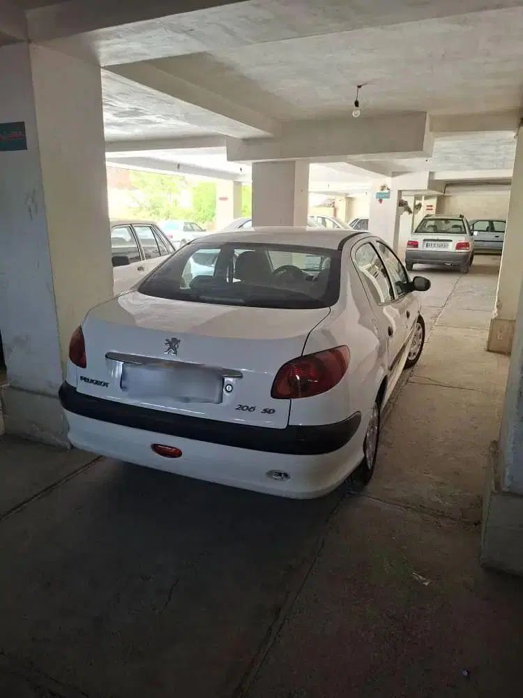 پژو ۲۰۶ صندوق دار v8 - 1394