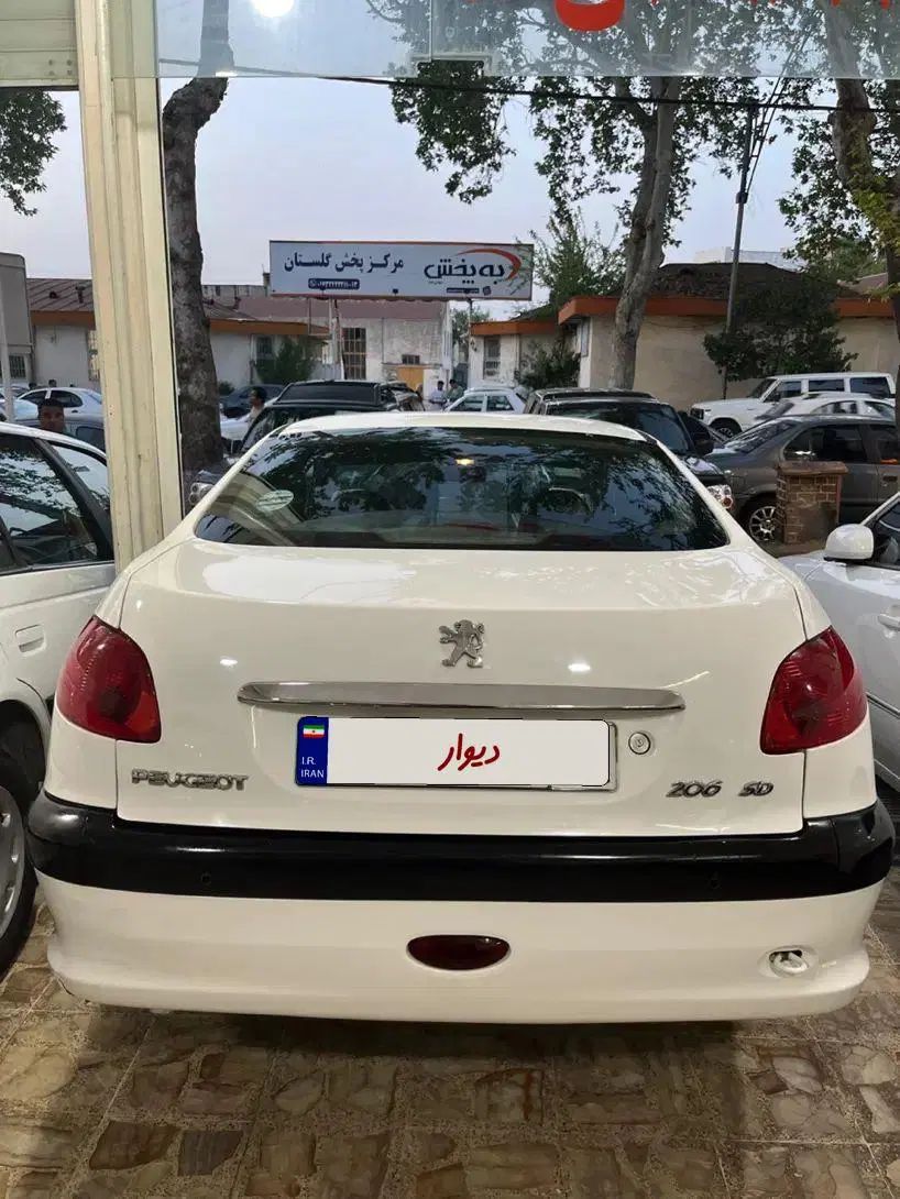 پژو ۲۰۶ صندوق دار v8 - 1397