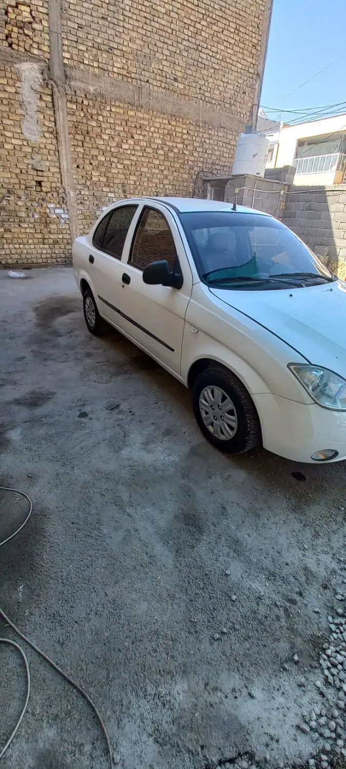 تیبا صندوق دار SX - 1396