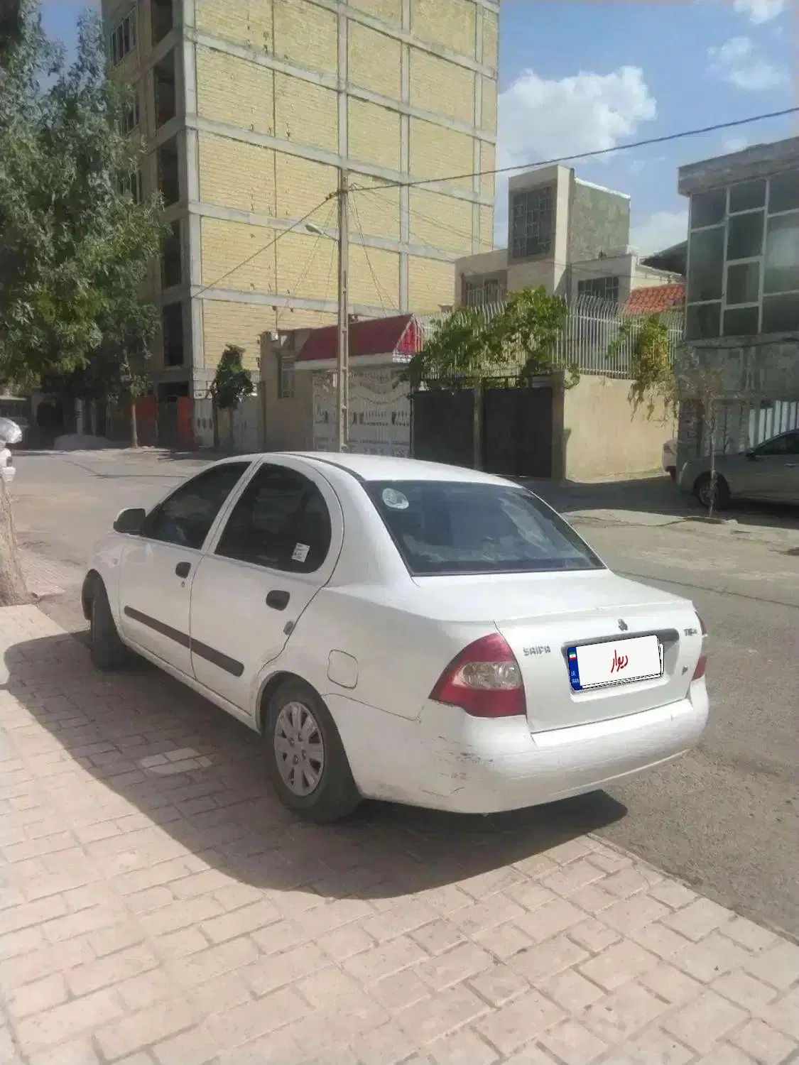 تیبا صندوق دار LX - 1390
