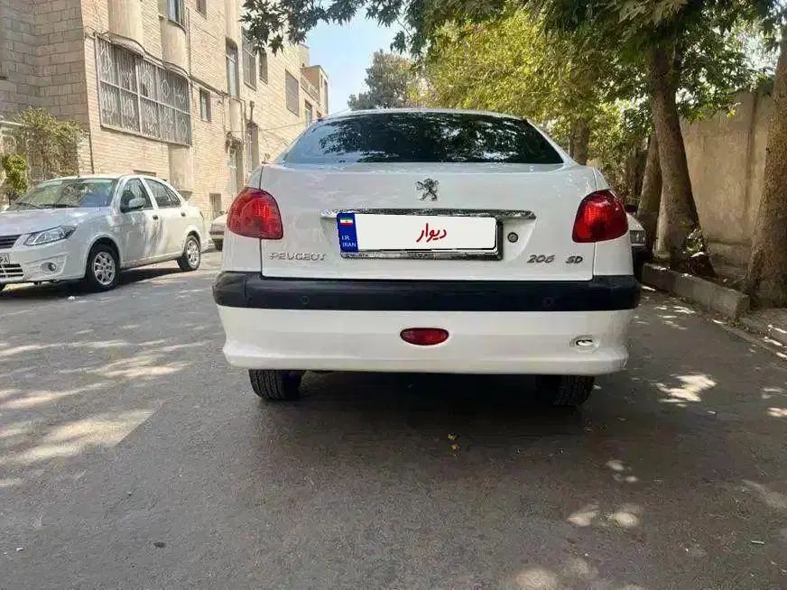 پژو ۲۰۶ صندوق دار v8 - 1398