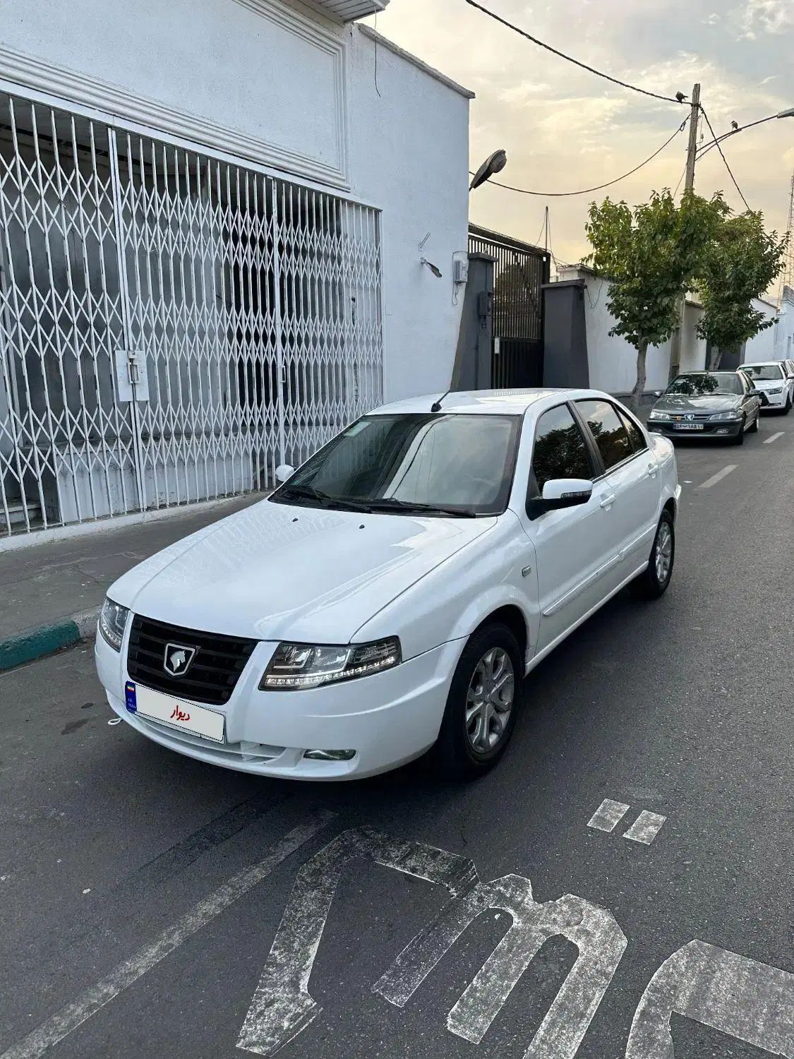 سمند سورن پلاس EF7 بنزینی - 1400