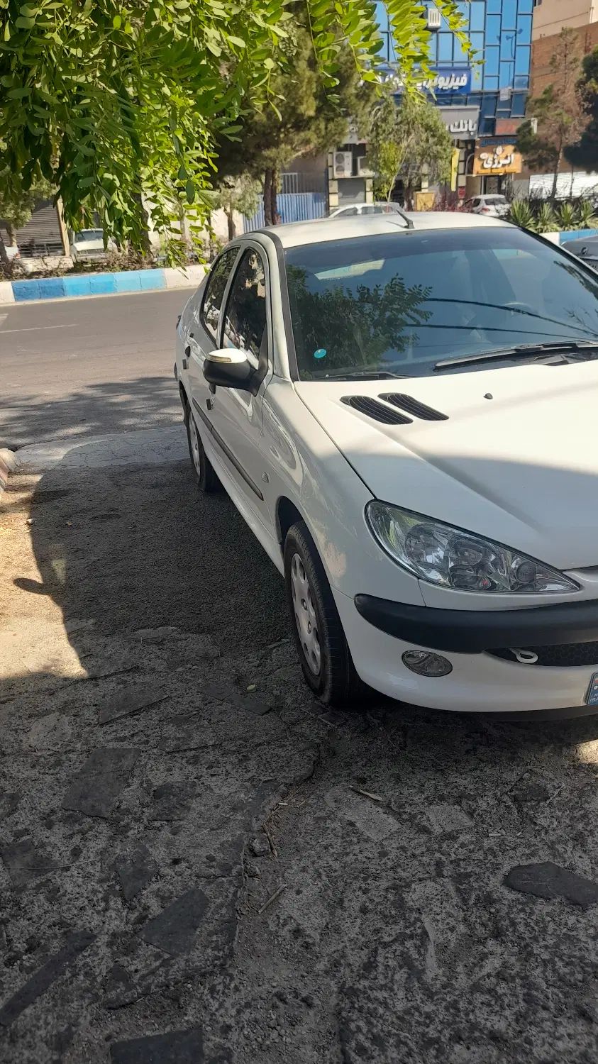 پژو ۲۰۶ صندوق دار v8 - 1400