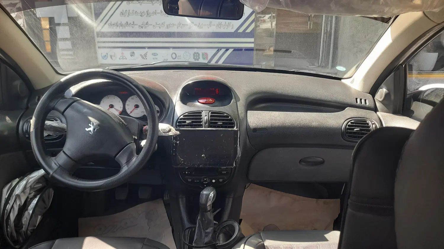 پژو ۲۰۶ صندوق دار v8 - 1400