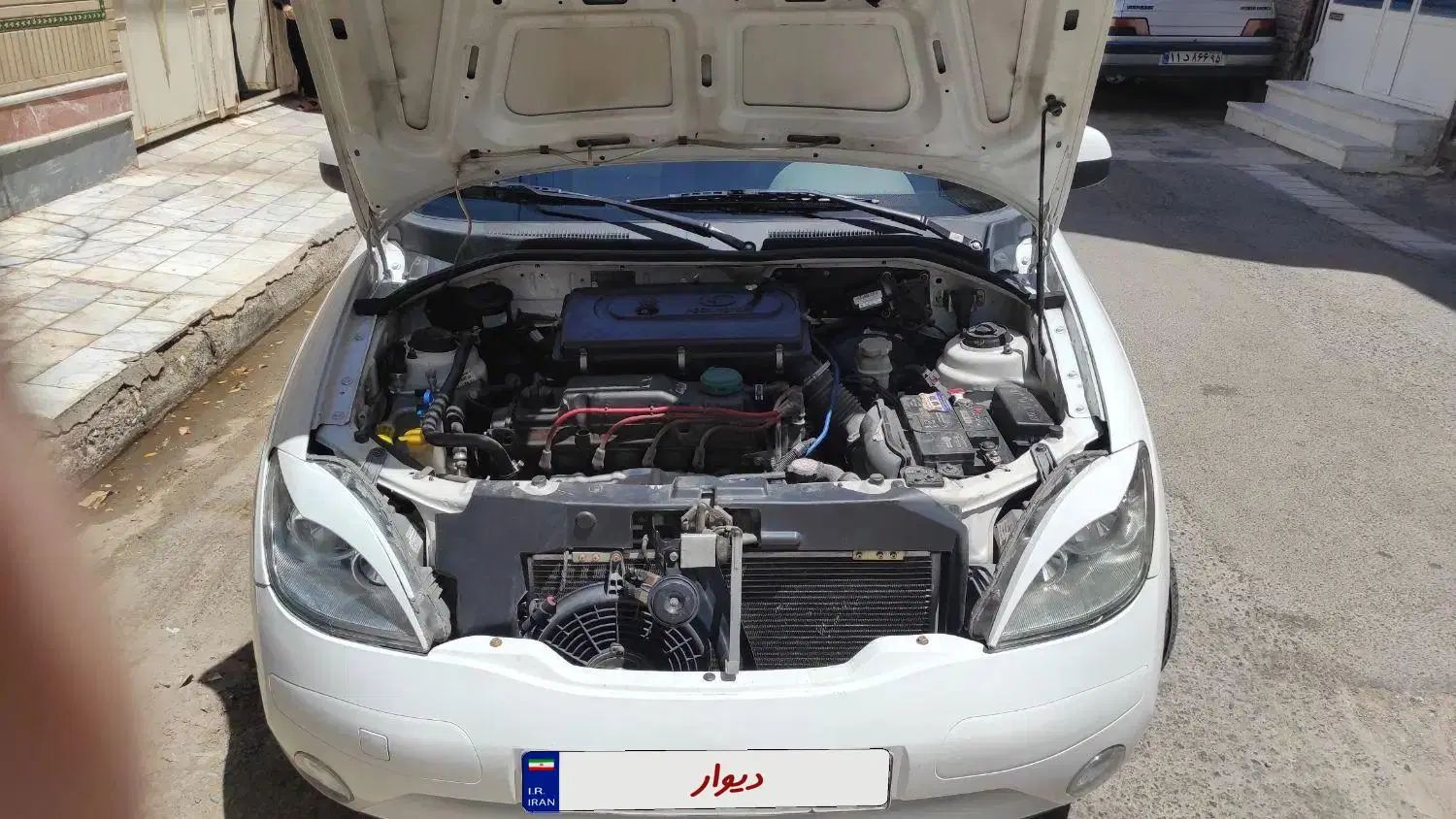 تیبا صندوق دار SX - 1400