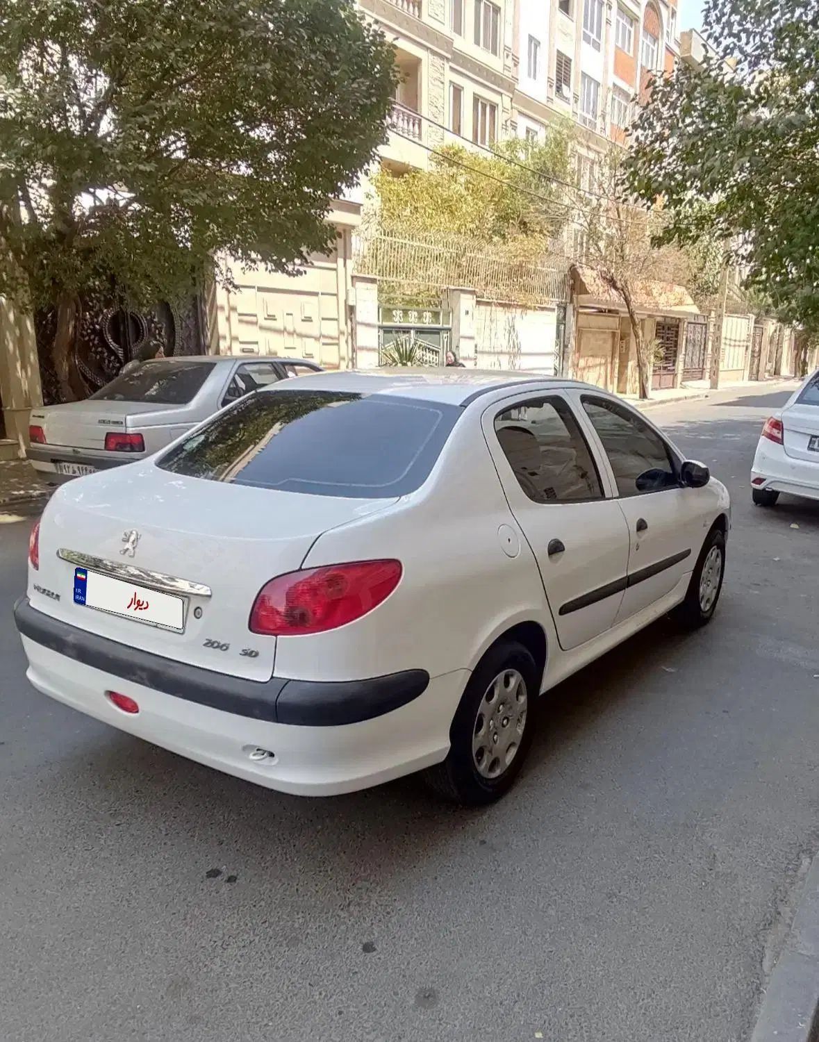 پژو ۲۰۶ صندوق دار v8 - 1399