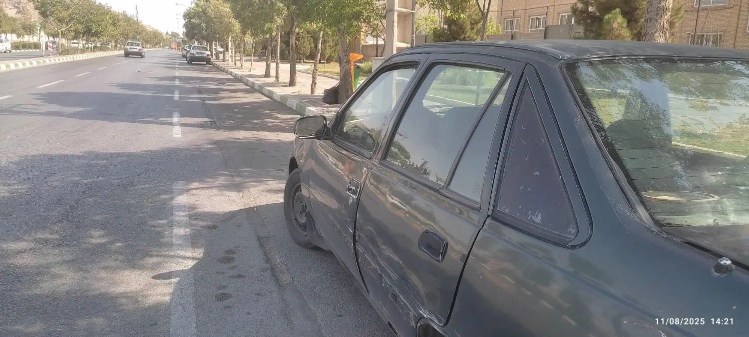دوو سیلو سدان - 1378