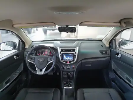 جک J4 اتوماتیک ساده - 1404