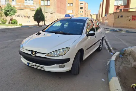 پژو ۲۰۶ صندوق دار v8 - 1400