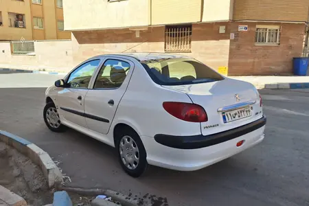 پژو ۲۰۶ صندوق دار v8 - 1400
