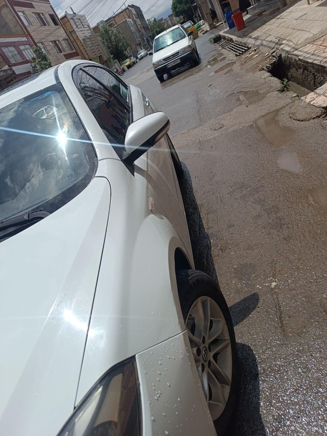 برلیانس H320 دنده‌ای 1500 - 1396