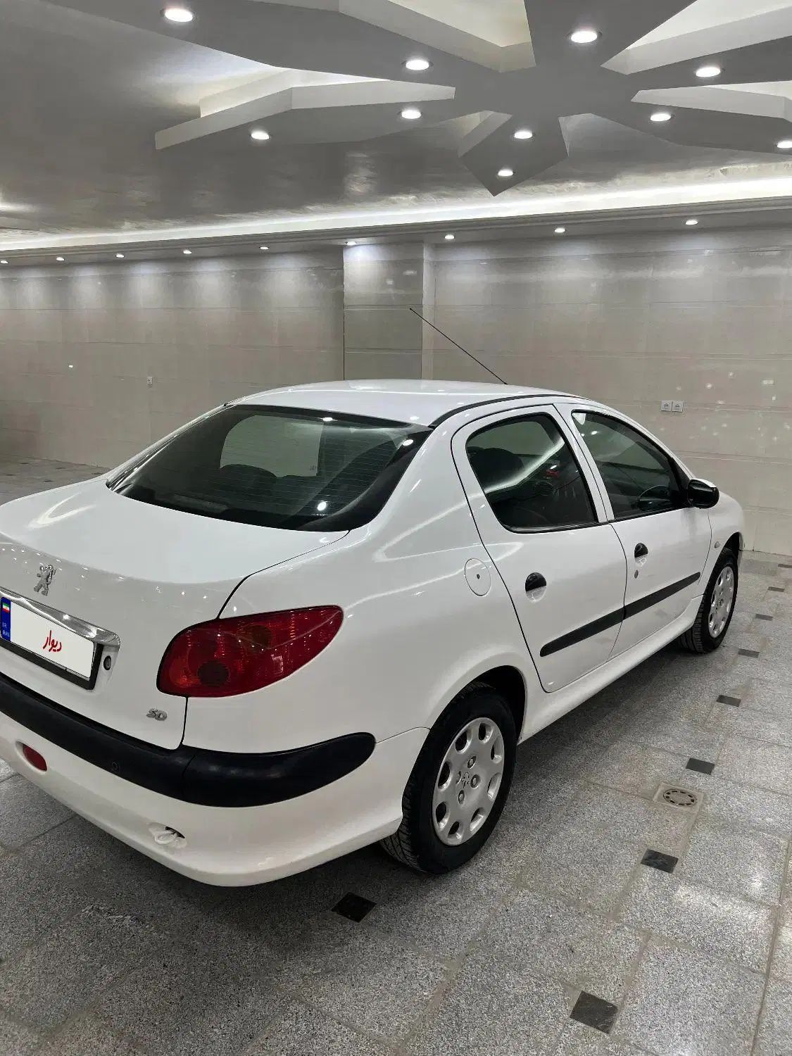 پژو ۲۰۶ صندوق دار v8 - 1394