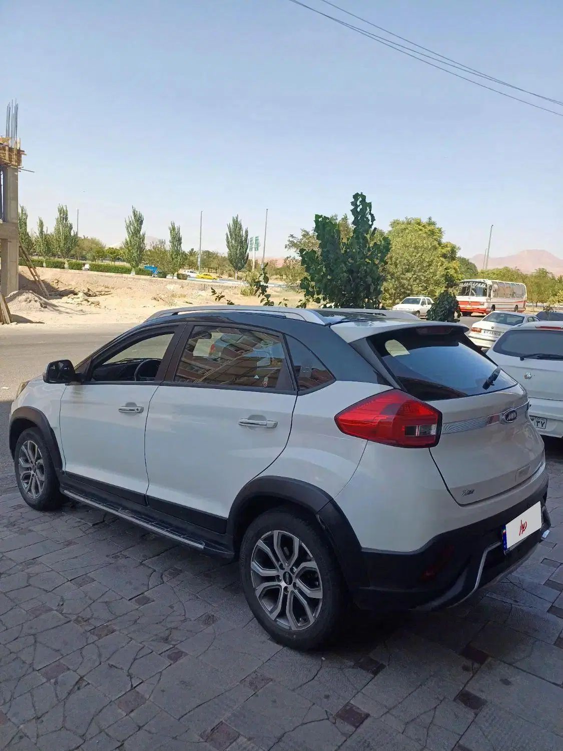 ام وی ام X22 دنده‌ای لاکچری - 1397