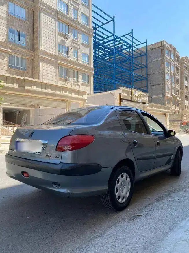 پژو ۲۰۶ صندوق دار v8 - 1387