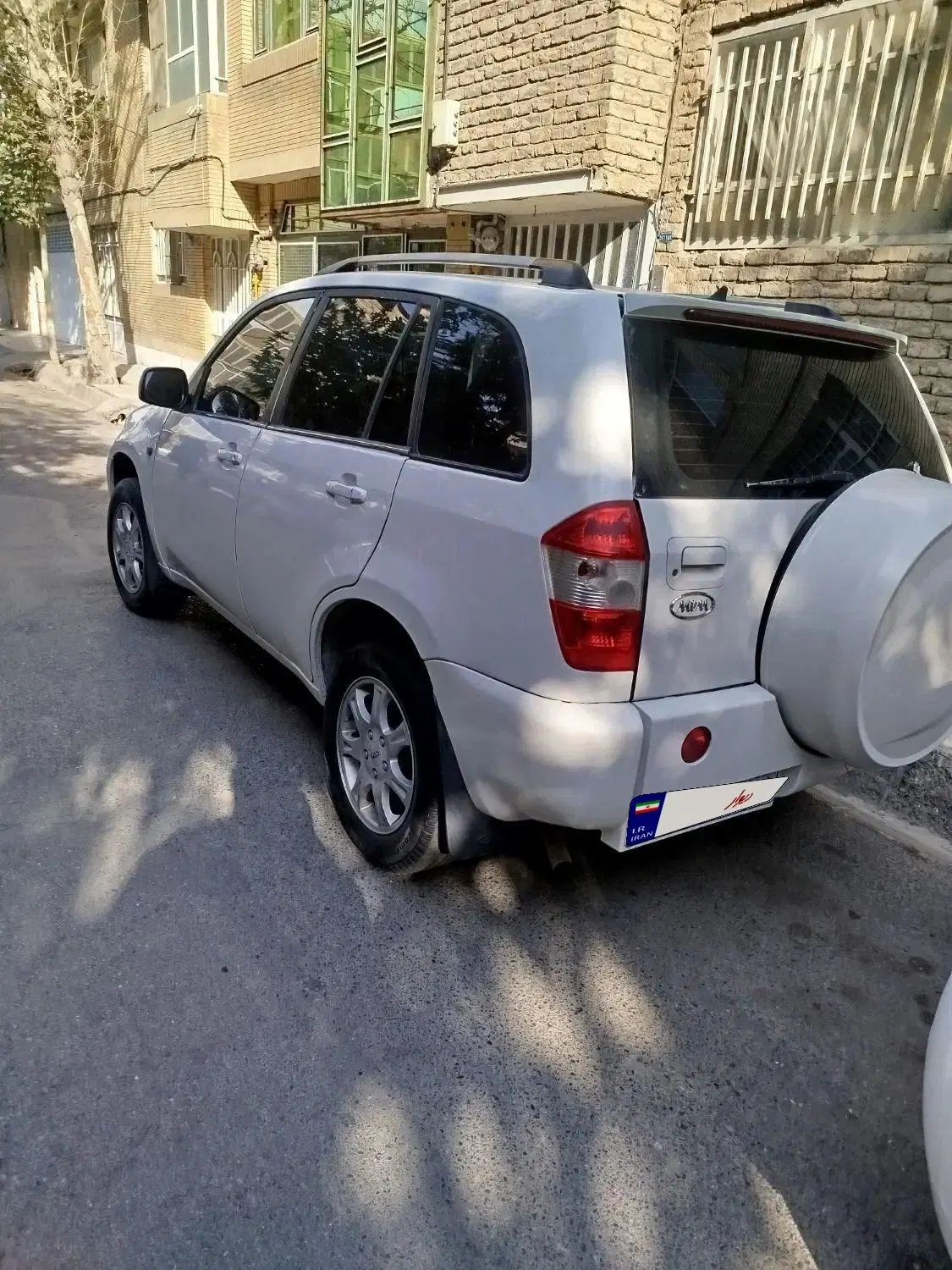 خودرو ام وی ام، X33 آگهی ann_20027477