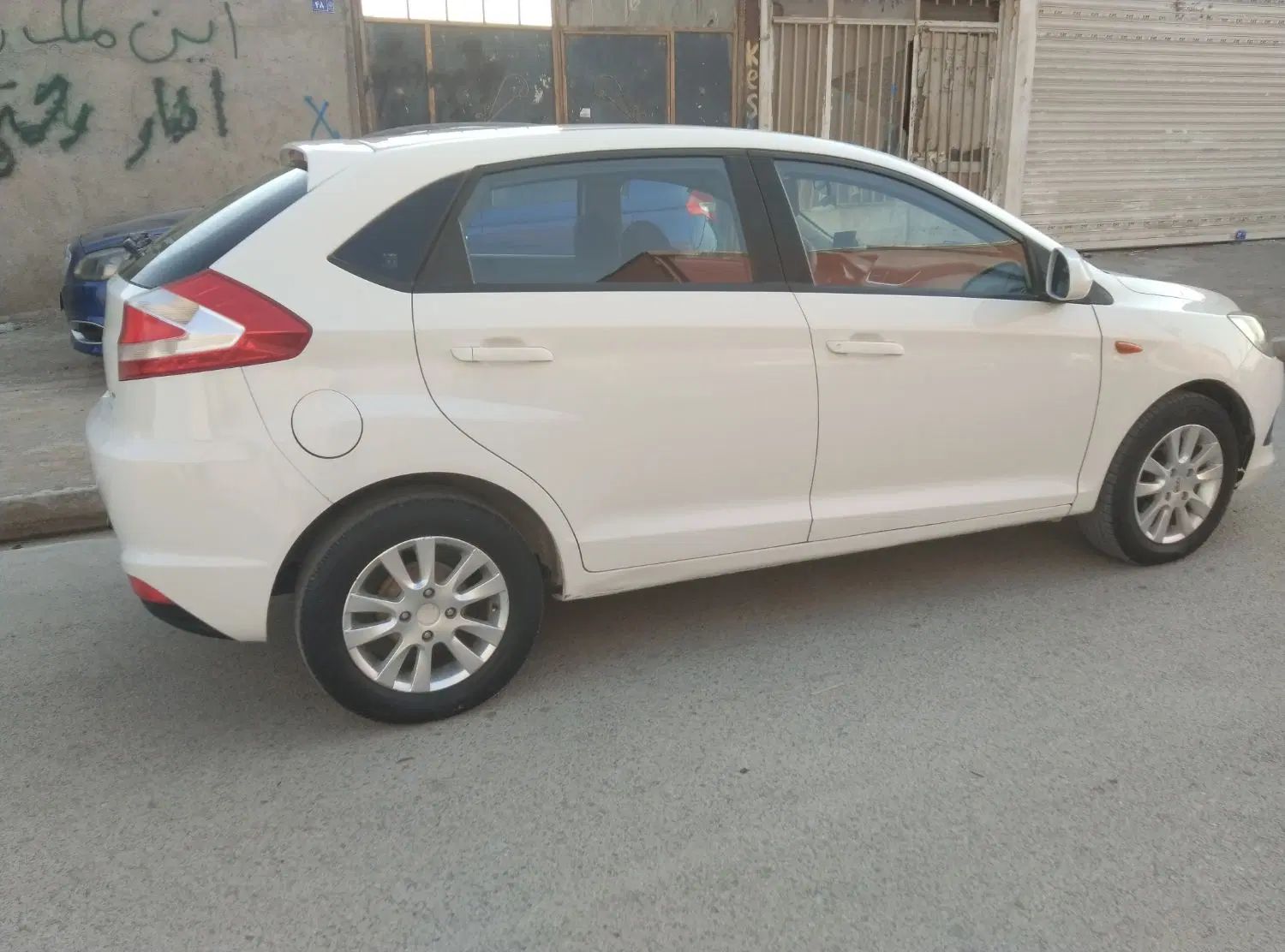ام وی ام 315 هاچ بک ساده دنده ای - 1395