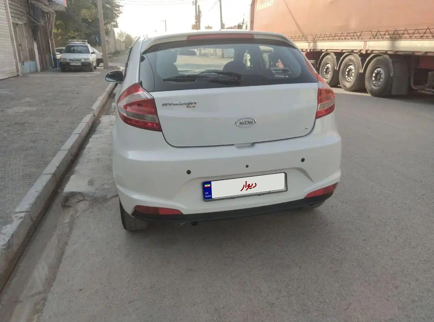 ام وی ام 315 هاچ بک ساده دنده ای - 1395