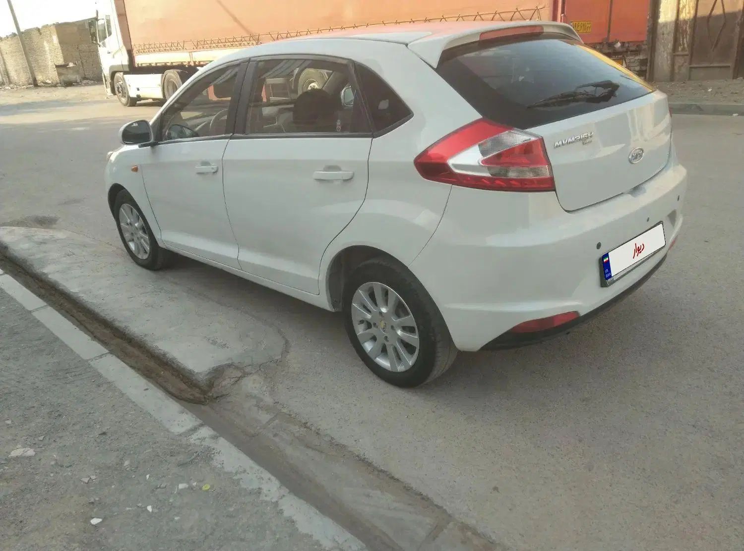 ام وی ام 315 هاچ بک ساده دنده ای - 1395