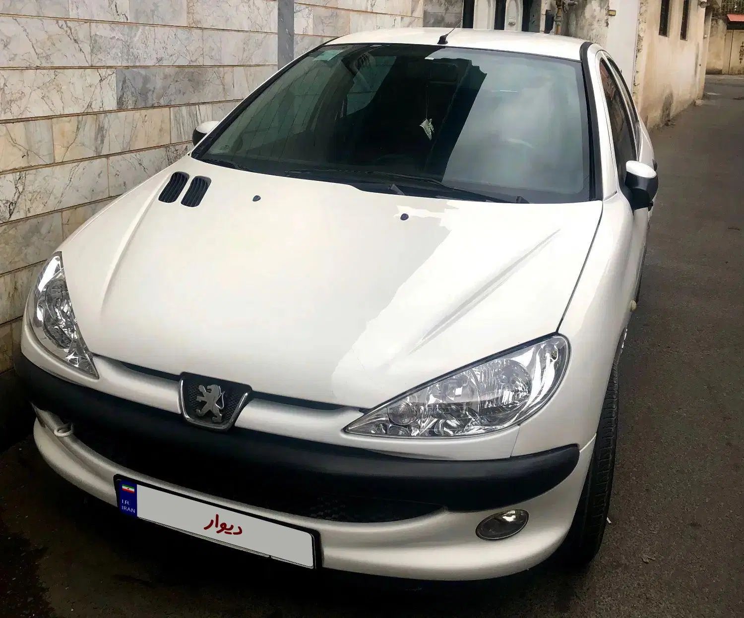 پژو ۲۰۶ صندوق دار v8 - 1392