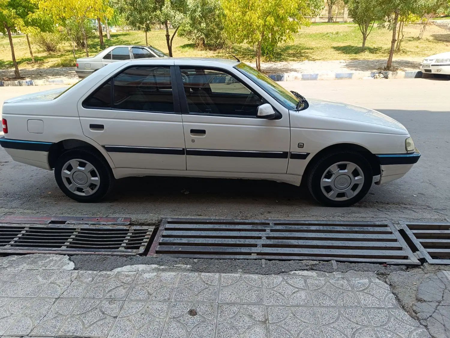 پژو 405 SLX بنزینی TU5 - 1399