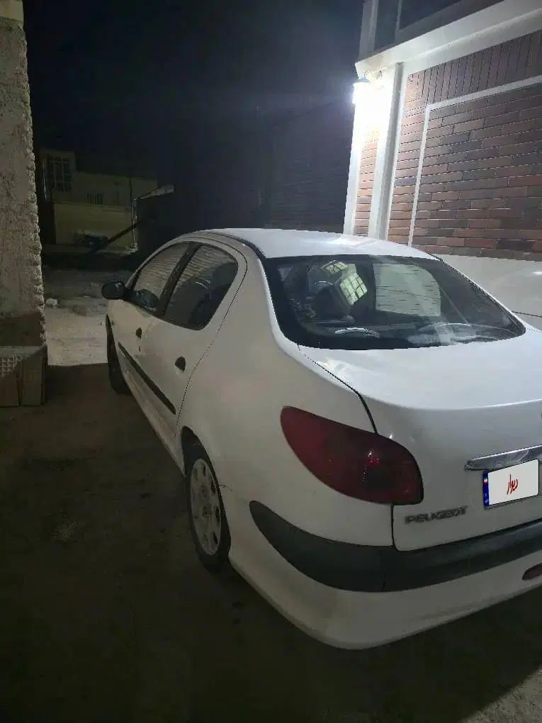 پژو ۲۰۶ صندوق دار v20 - 1390