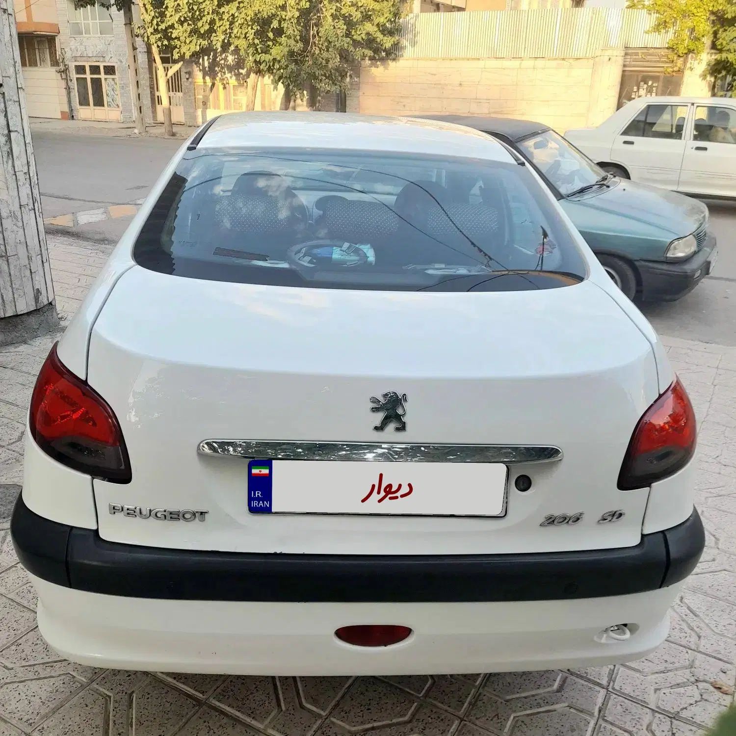 خودرو پژو، ۲۰۶ صندوق دار آگهی ann_20029522