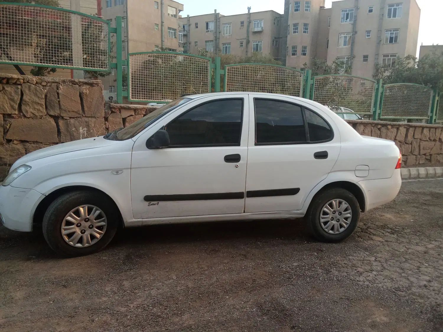 تیبا صندوق دار EX - 1393