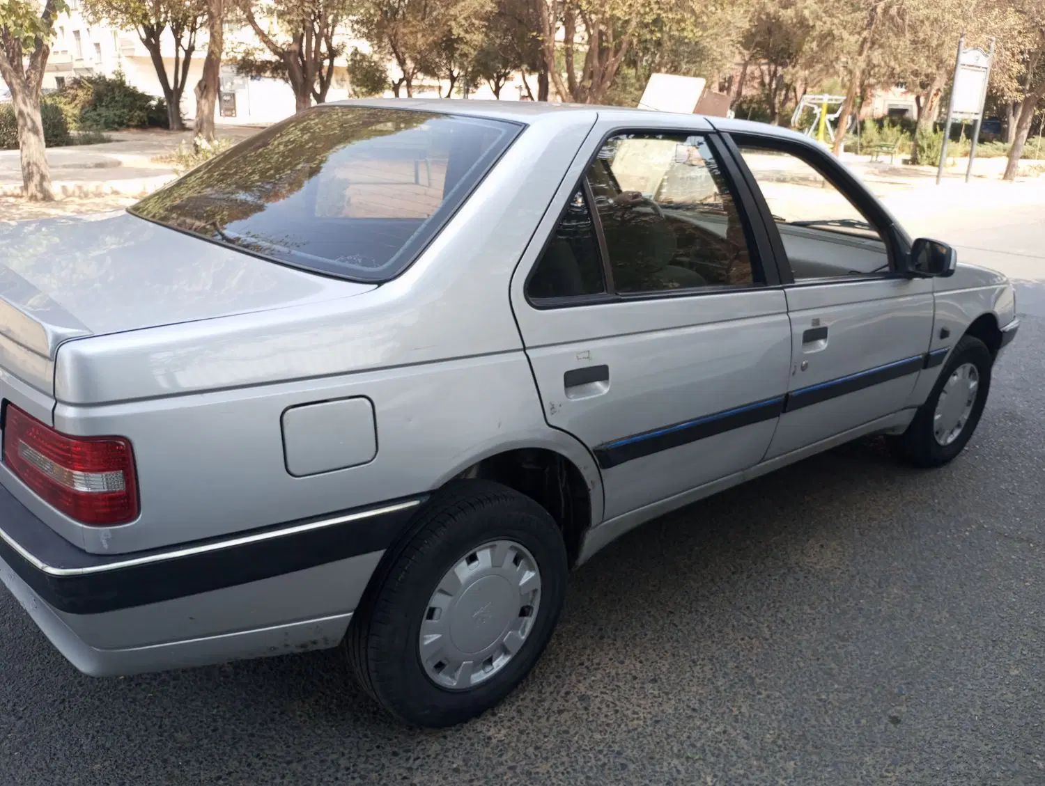 پژو 405 SLX بنزینی  XU7 - 1389