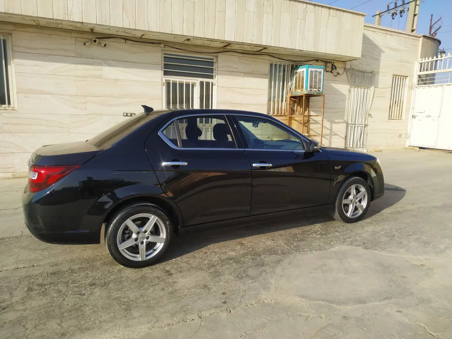 دنا پلاس توربو 6 دنده - 1402
