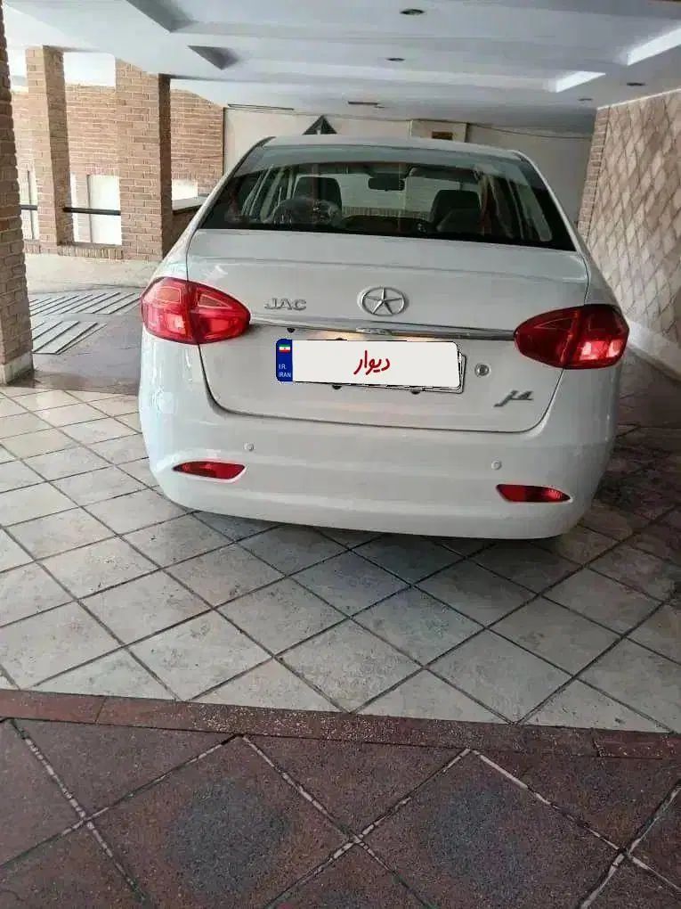 جک J4 اتوماتیک ساده - 1401