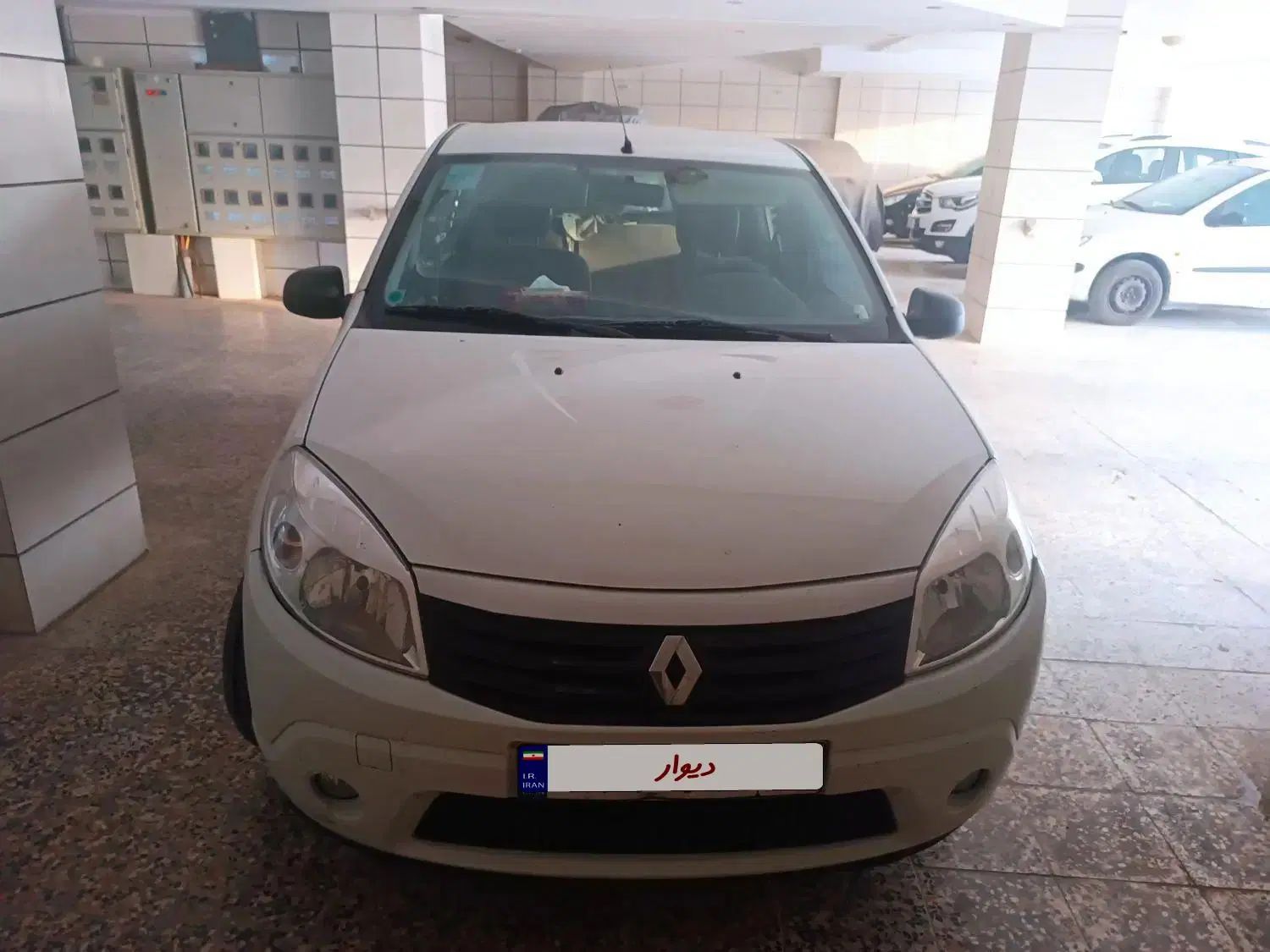 خودرو رنو، ساندرو آگهی ann_20030257