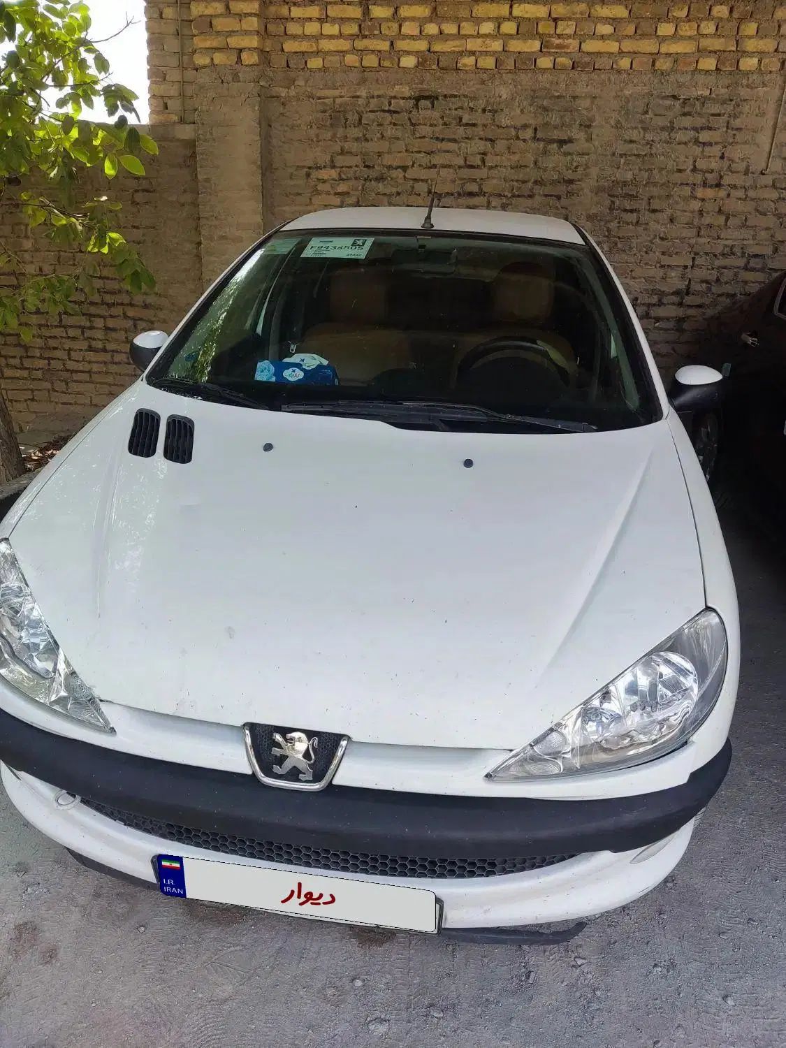 پژو ۲۰۶ صندوق دار v8 - 1394