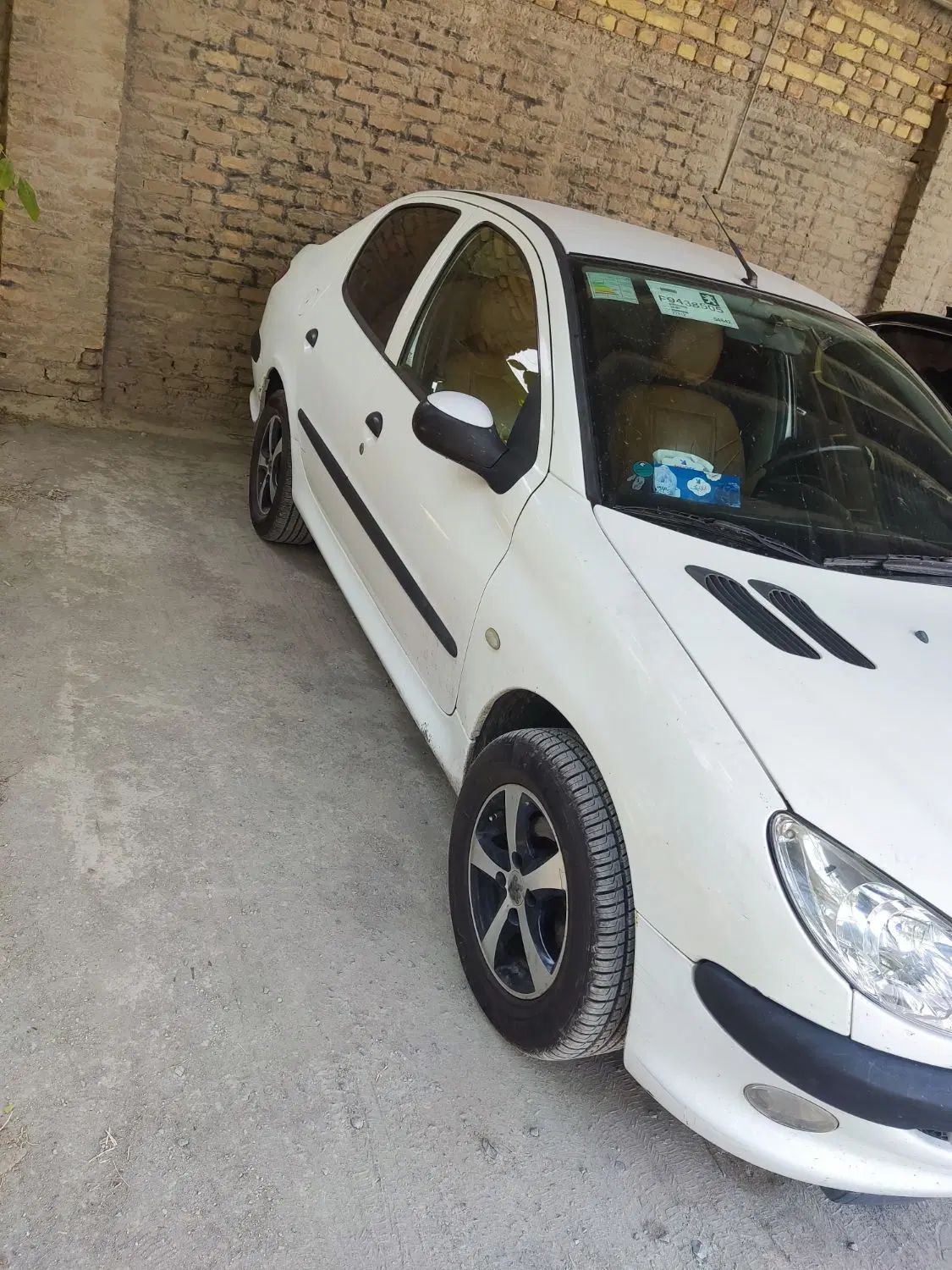پژو ۲۰۶ صندوق دار v8 - 1394