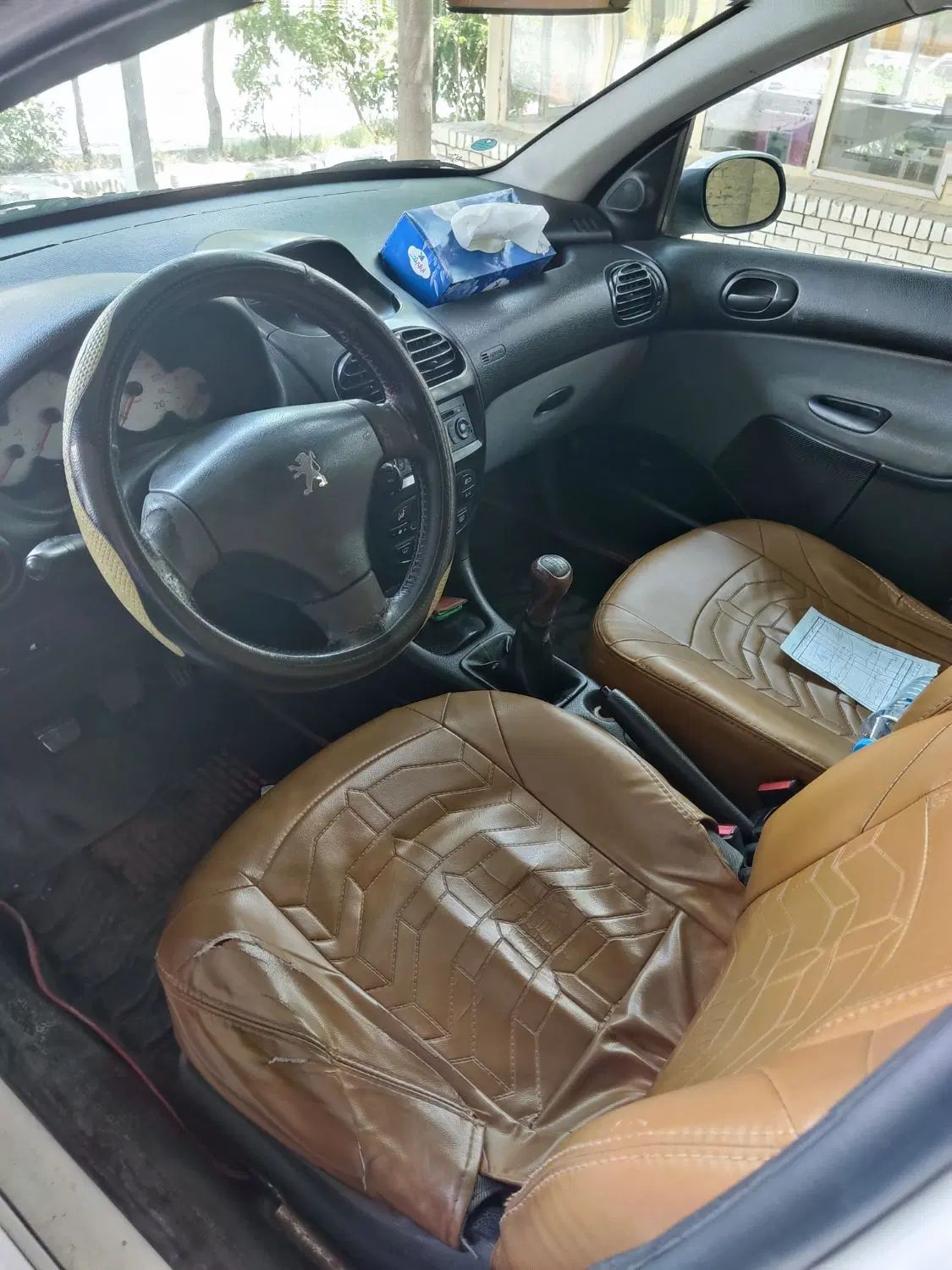 پژو ۲۰۶ صندوق دار v8 - 1394
