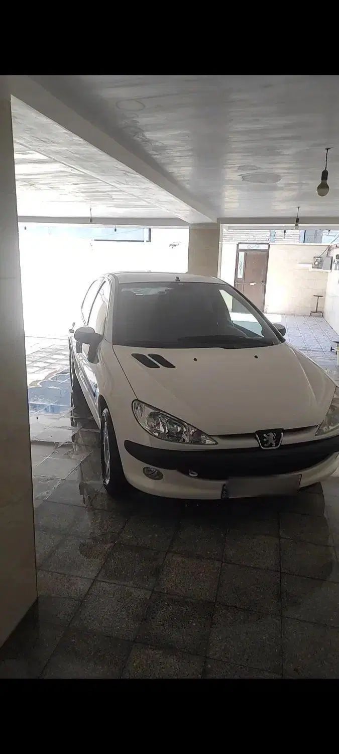 پژو ۲۰۶ صندوق دار v8 - 1399