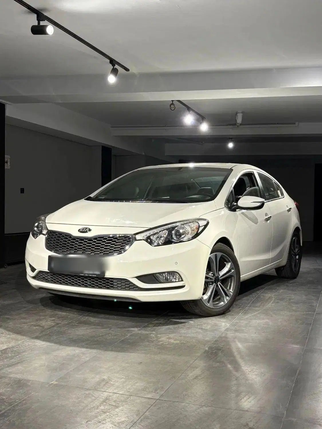کیا سراتو 2.0 لیتر اتوماتیک GT لاین - 2015