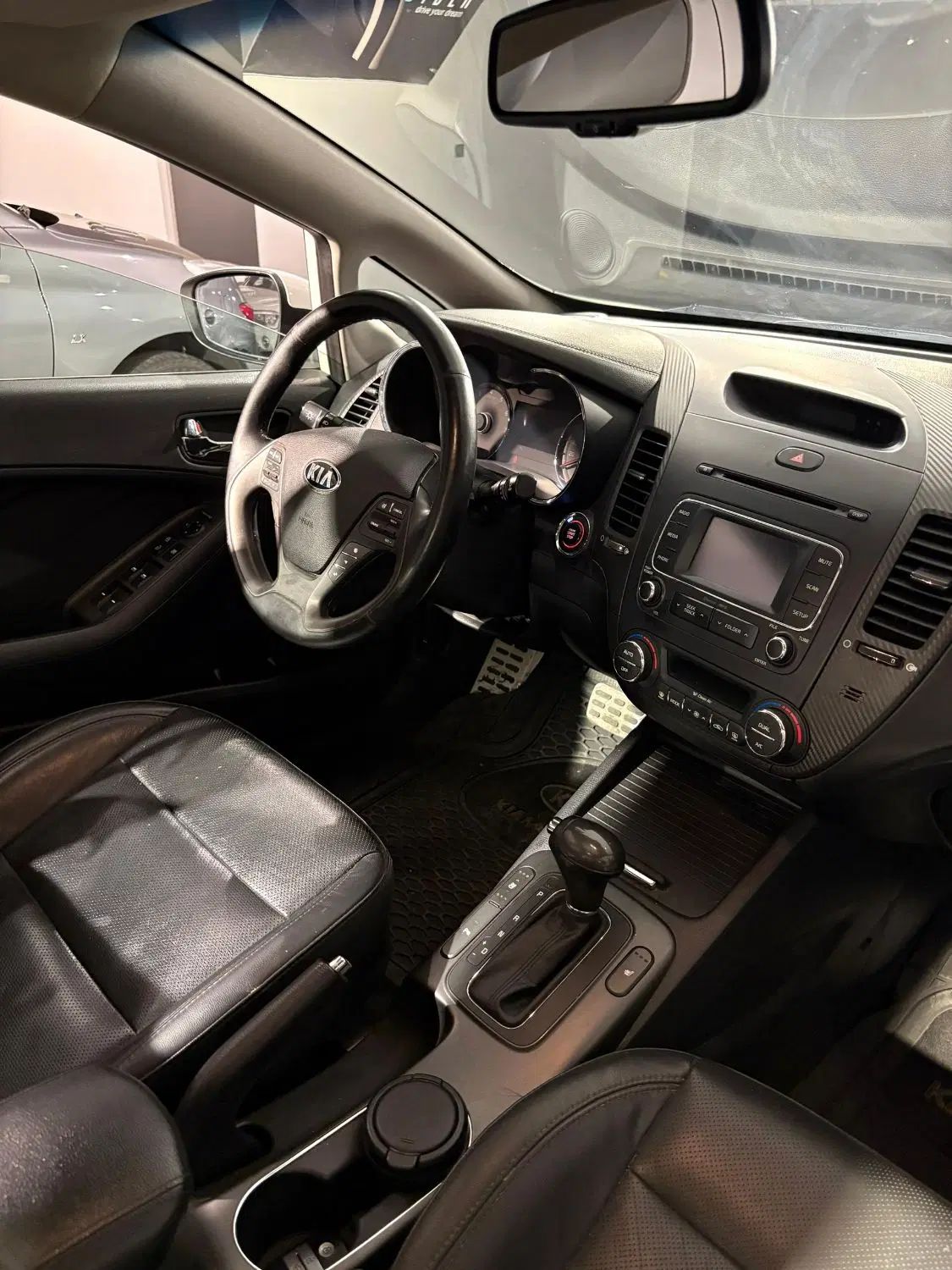 کیا سراتو 2.0 لیتر اتوماتیک GT لاین - 2015