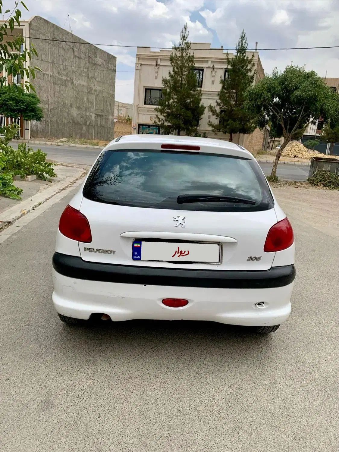 پژو 206 تیپ 5 - 1390