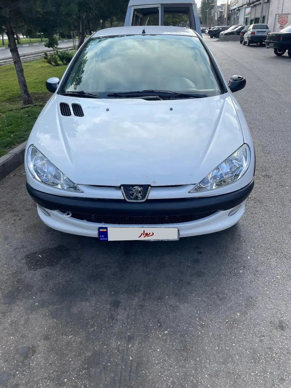 پژو ۲۰۶ صندوق دار v8 - 1393
