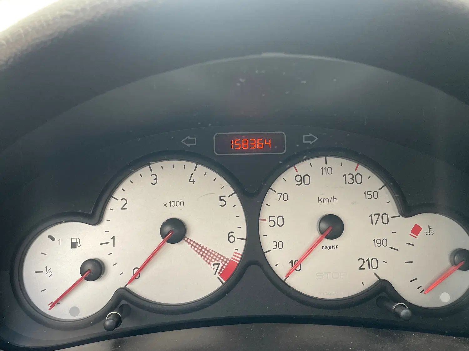 پژو ۲۰۶ صندوق دار v8 - 1393