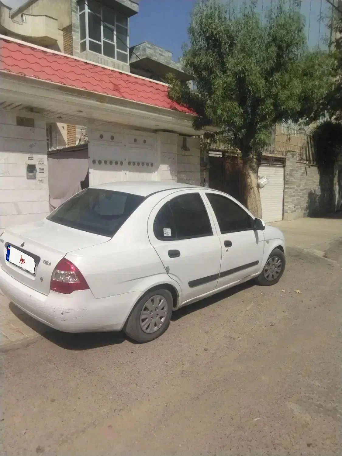 تیبا صندوق دار LX - 1390