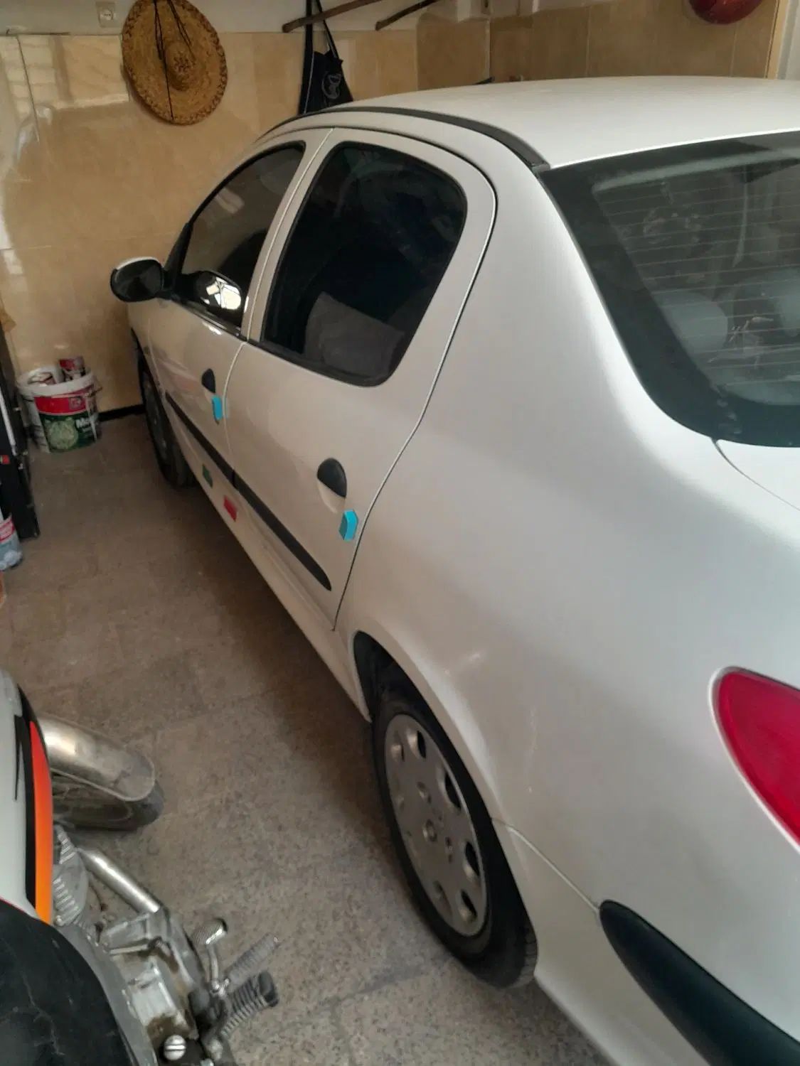 پژو ۲۰۶ صندوق دار v8 - 1393