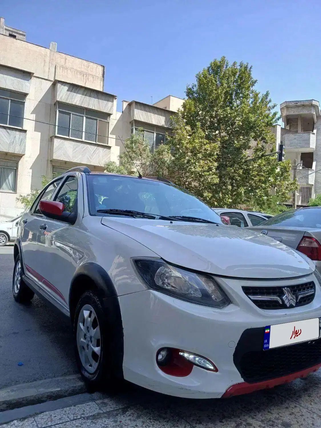 کوییک R دنده‌ای - 1402