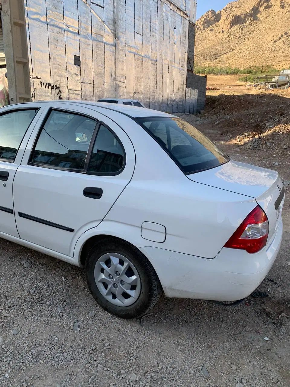 تیبا صندوق دار SL - 1390