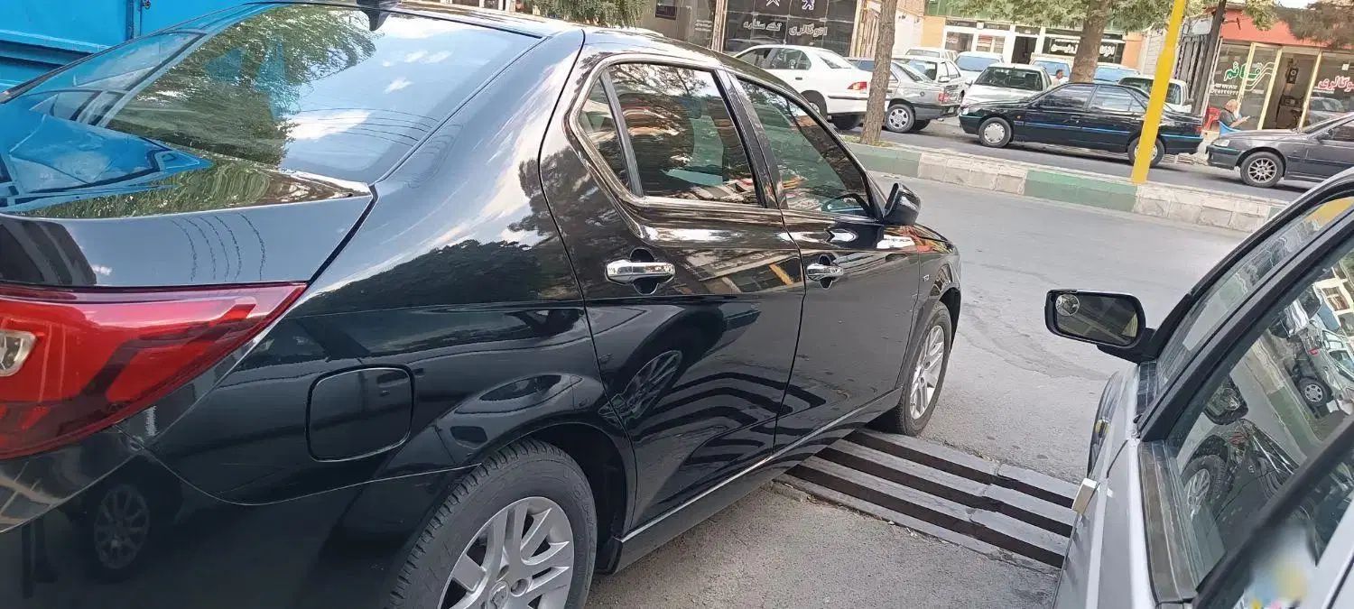 دنا پلاس تیپ ۲ سانروف ۴ ایربگ - 1399